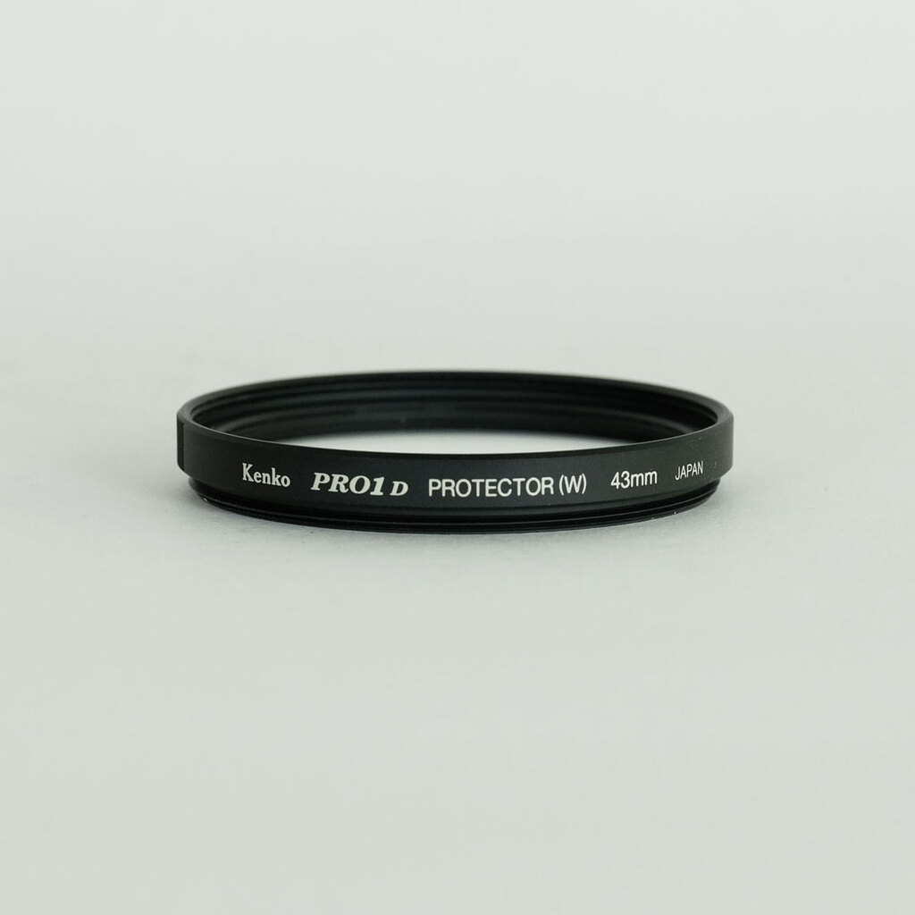 Canon RF50mm F1.8 STM Canon RF50mm F1.8 STM
