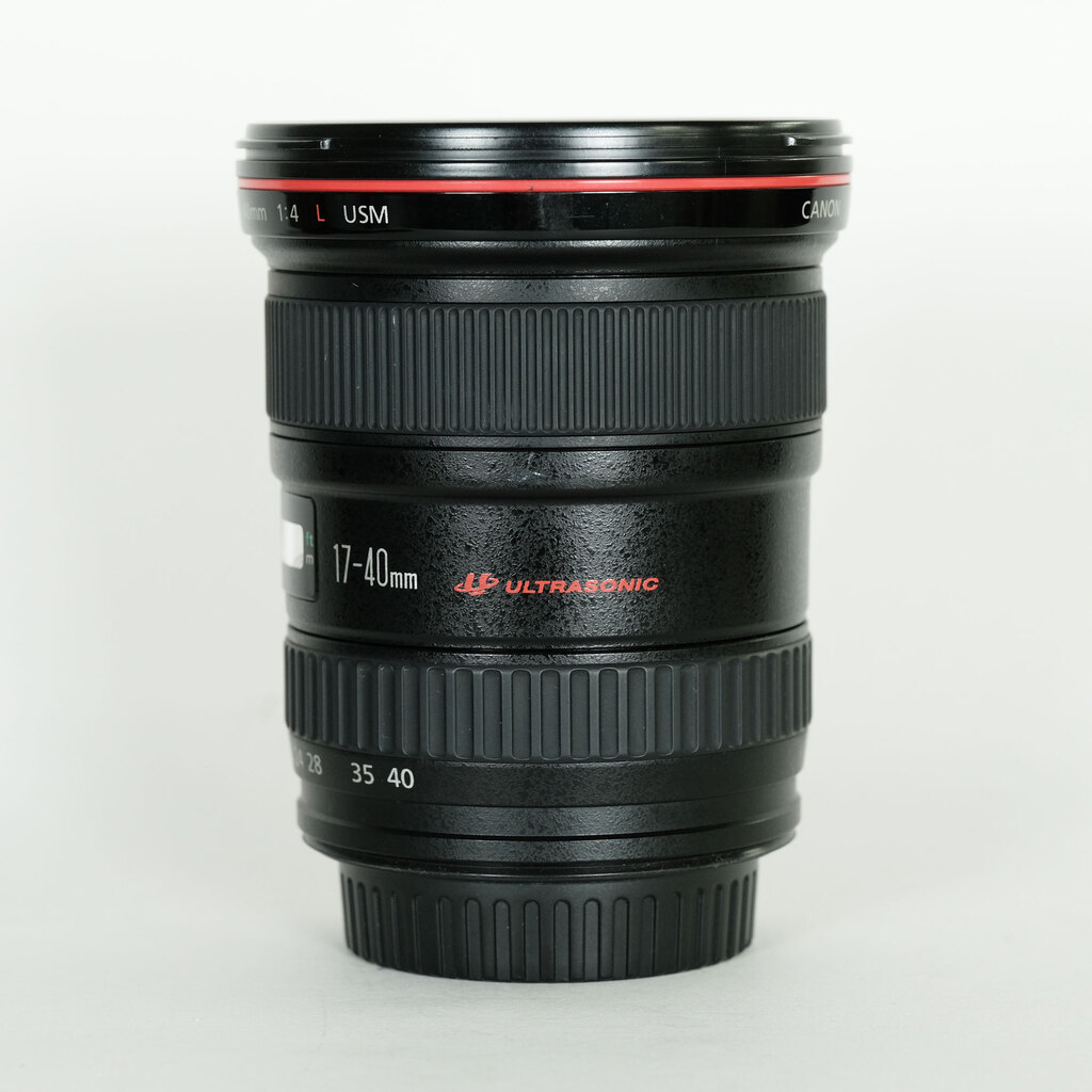 【カビ曇り無し】Canon EF 17-40mm F4L USM Canon EF17-40mm F4L USMの出品 | ONE SCENE（ワンシーン）
