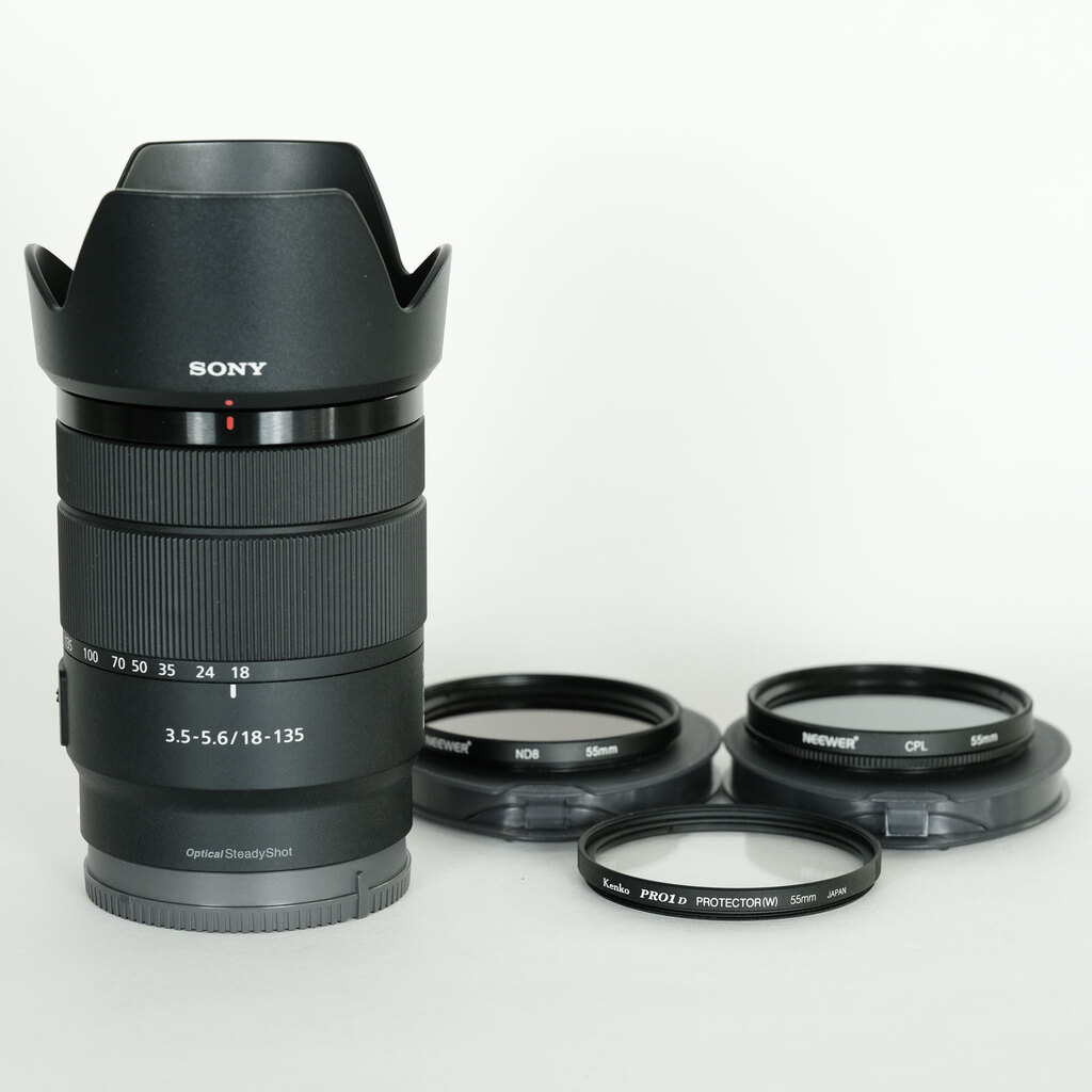 SONY E 18-135mm F3.5-5.6 OSS SEL18135