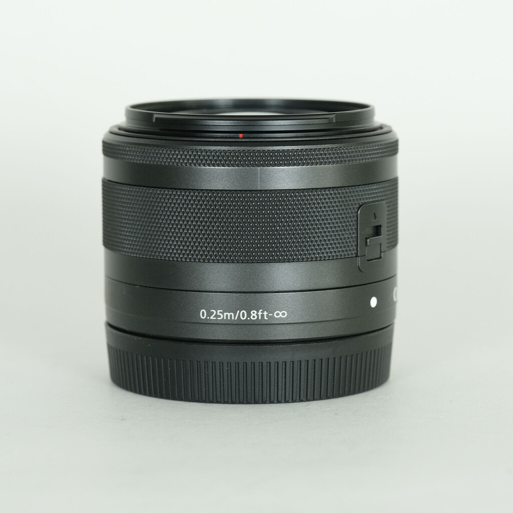 Canon EF-M15-45mm F3.5-6.3 IS STM Canon EF-M15-45mm F3.5-6.3 IS STM