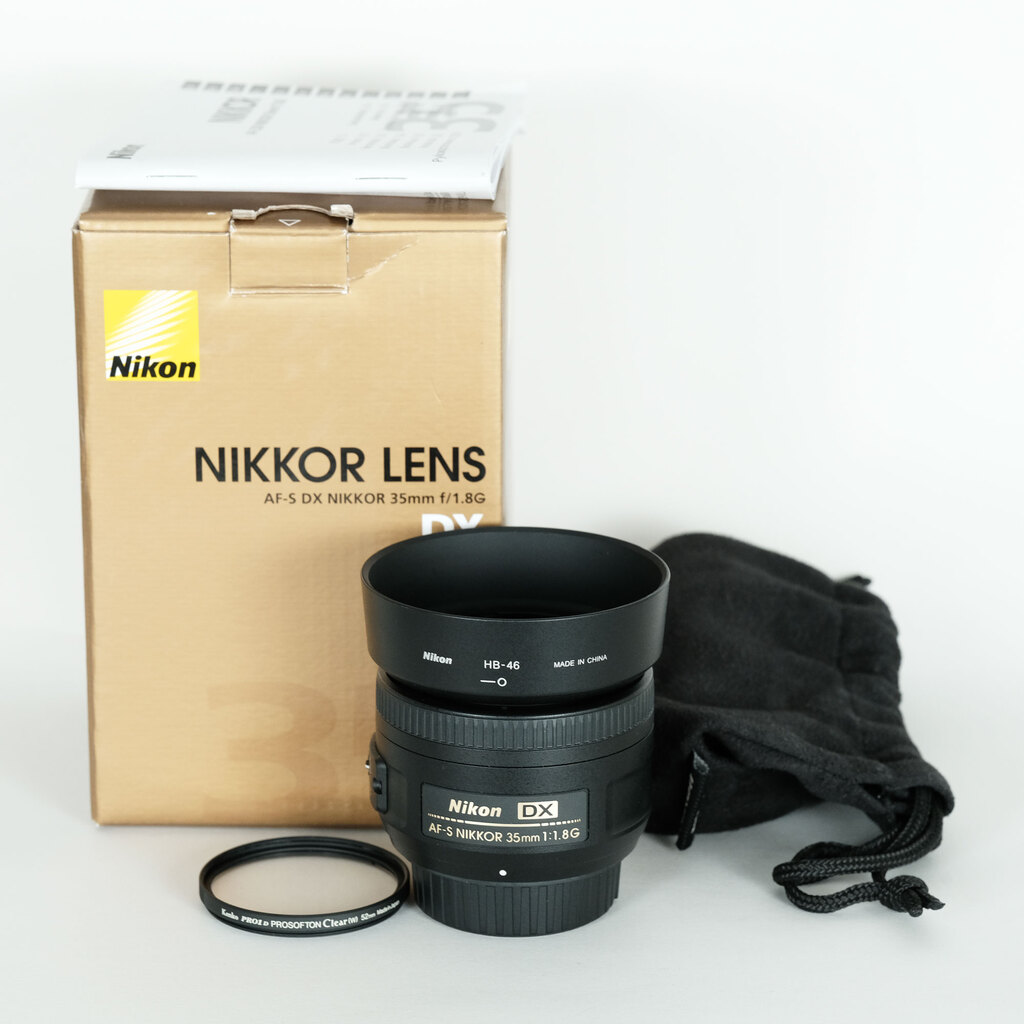 アロナ】AF-S DX NIKKOR 35mm f/1.8G レンズ Amazon.co.jp: Nikon 単