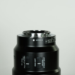 SONY FE 90mm F2.8 Macro G OSS SEL90M28G