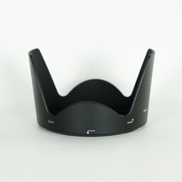 Nikon AF-S NIKKOR 28-300mm f/3.5-5.6G ED VR Nikon AF-S NIKKOR 28-300mm f/3.5-5.6G ED VR