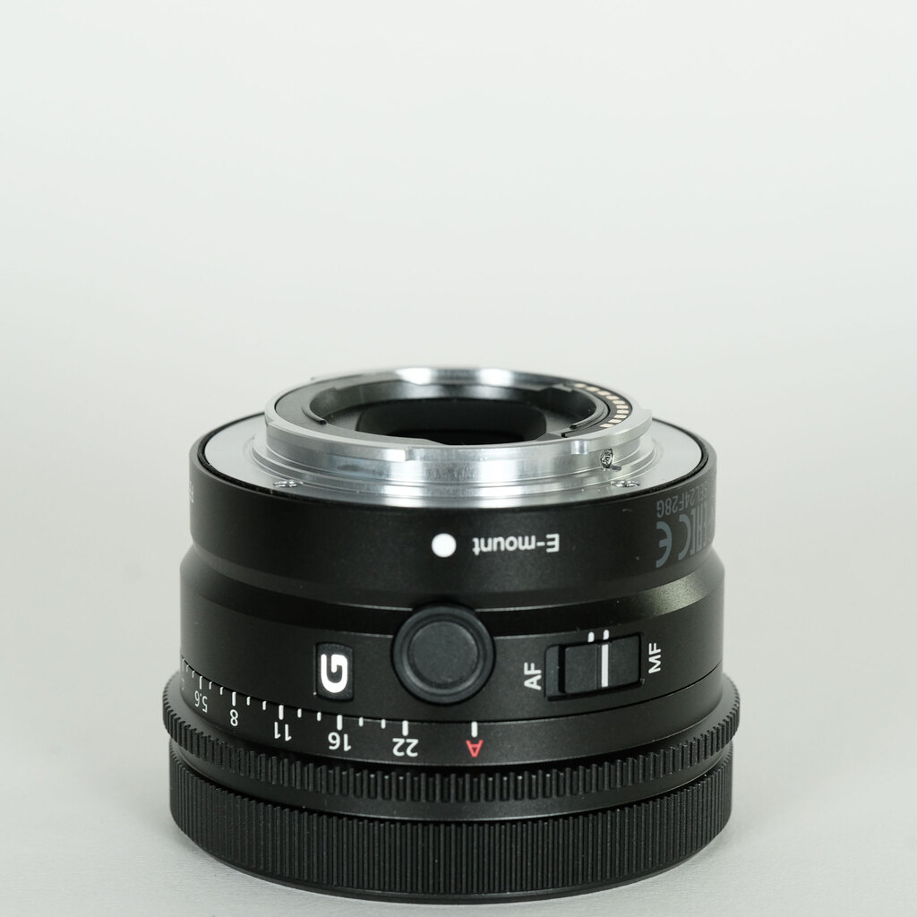 SONY FE 24mm F2.8 G SEL24F28G SONY FE 24mm F2.8 G SEL24F28G