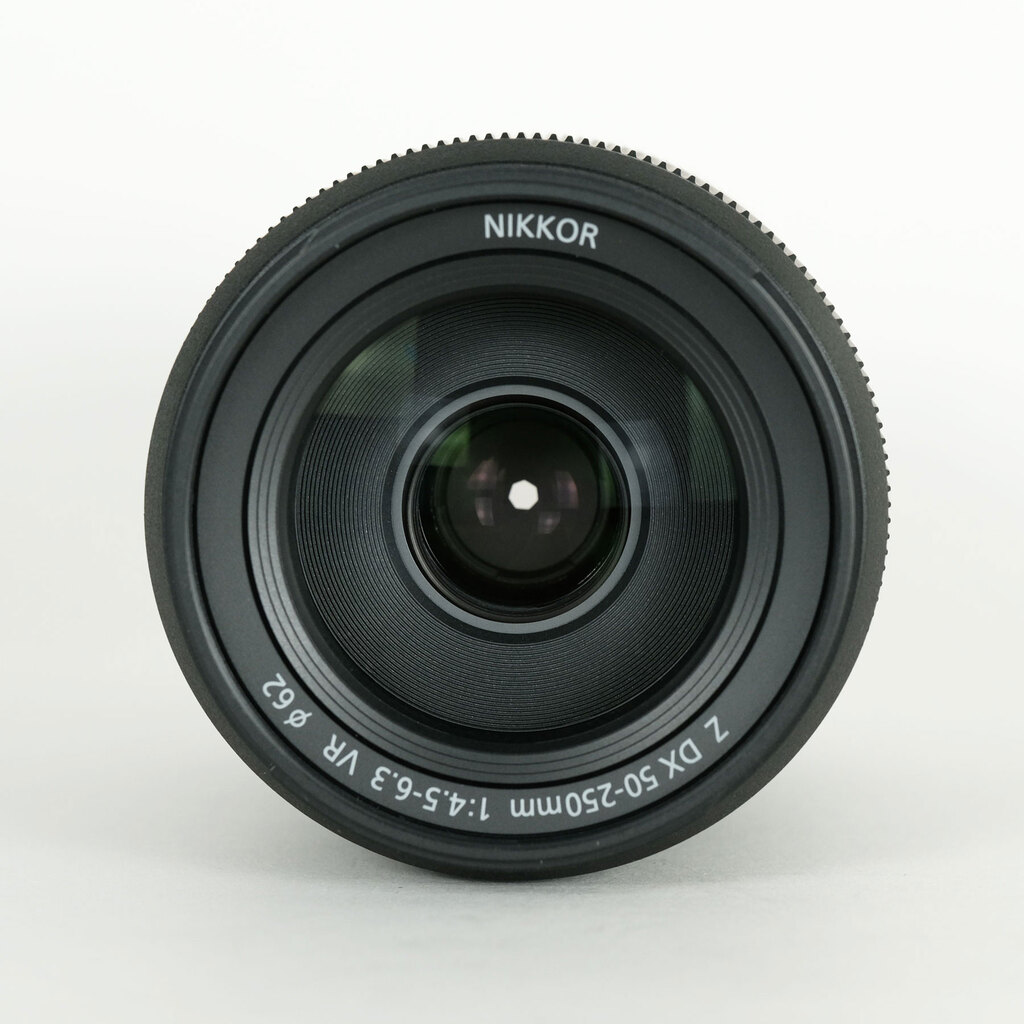 Nikon NIKKOR Z DX 50-250mm f/4.5-6.3 VR Nikon NIKKOR Z DX 50-250mm f/4.5-6.3 VR
