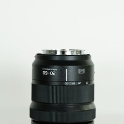 Panasonic LUMIX S 20-60mm F3.5-5.6 Panasonic LUMIX S 20-60mm F3.5-5.6
