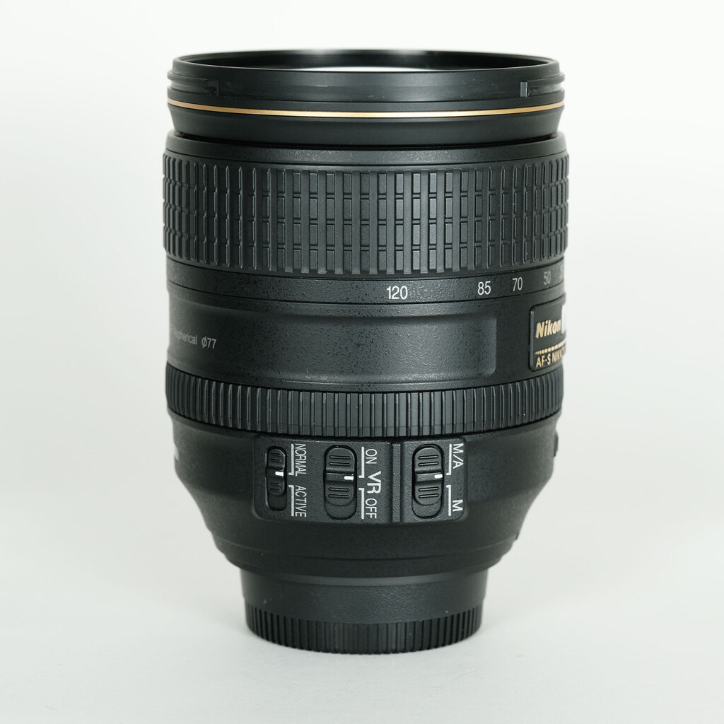 Nikon AF-S NIKKOR 24-120mm f/4G ED VR Nikon AF-S NIKKOR 24-120mm f/4G ED VR