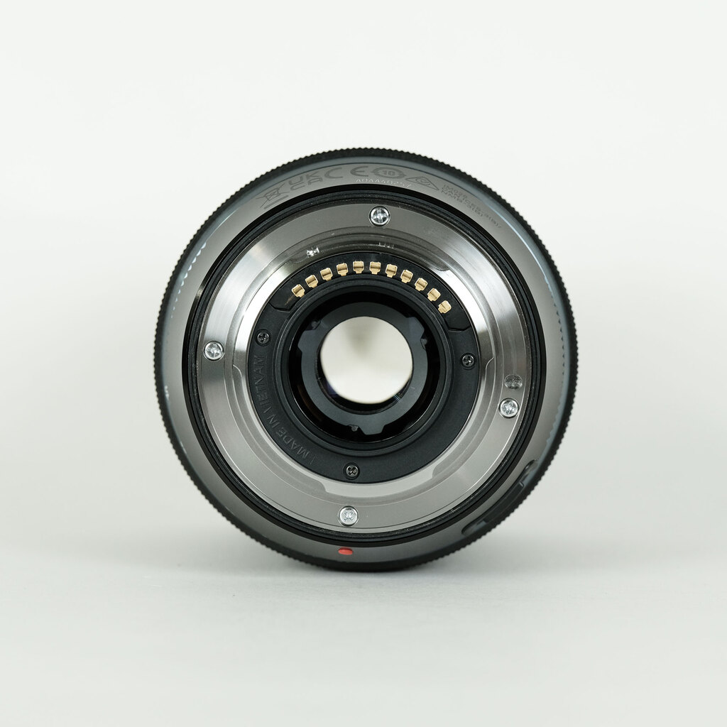 OLYMPUS M.ZUIKO DIGITAL ED 12-40mm F2.8 PRO II OLYMPUS M.ZUIKO DIGITAL ED 12-40mm F2.8 PRO II