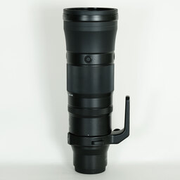 Nikon NIKKOR Z 180-600mm f/5.6-6.3 VR Nikon NIKKOR Z 180-600mm f/5.6-6.3 VR