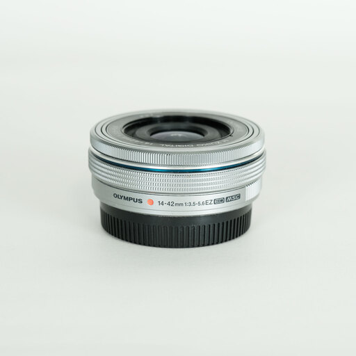 OLYMPUS M.ZUIKO DIGITAL ED 14-42mm F3.5-5.6 EZ シルバー
