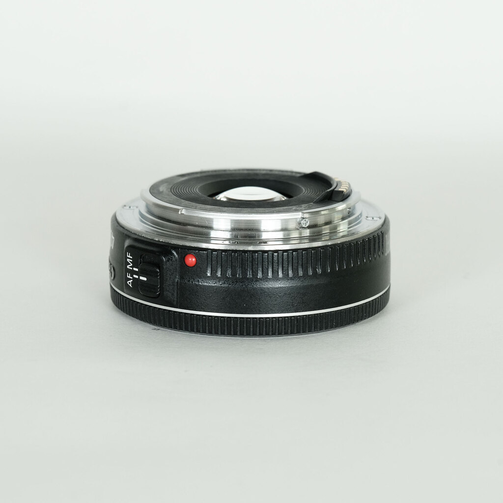 Canon EF40mm F2.8 STM