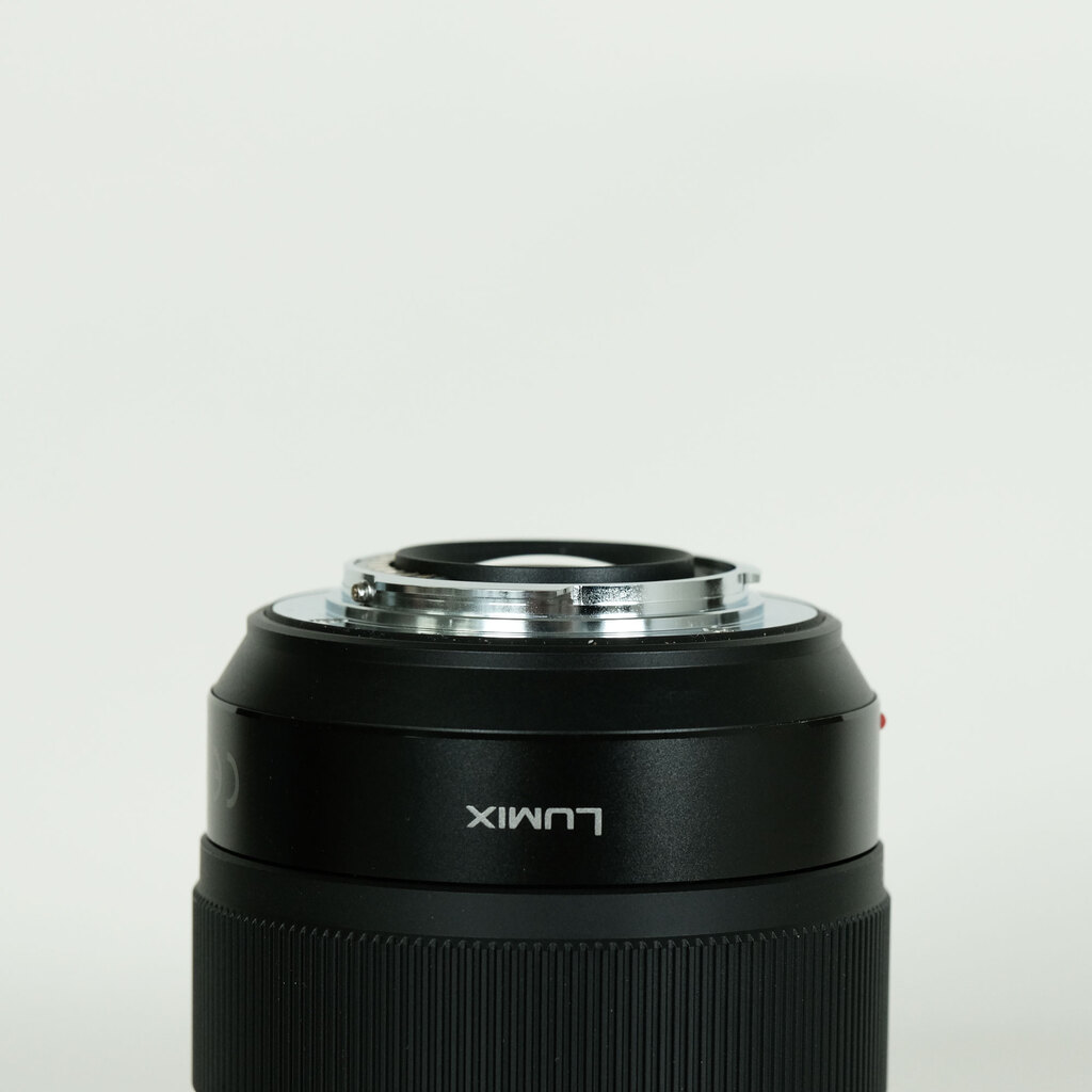 Panasonic LUMIX G VARIO 12-60mm / F3.5-5.6 ASPH. / POWER O.I.S. Panasonic LUMIX G VARIO 12-60mm / F3.5-5.6 ASPH. / POWER O.I.S.