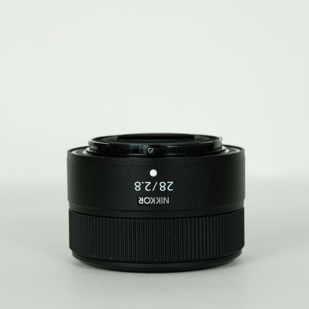 ニコンZ単焦点レンズ　28mm f/2.8新古品 新品)Nikon (ニコン) NIKKOR Z 28mm F2.8（商品ID