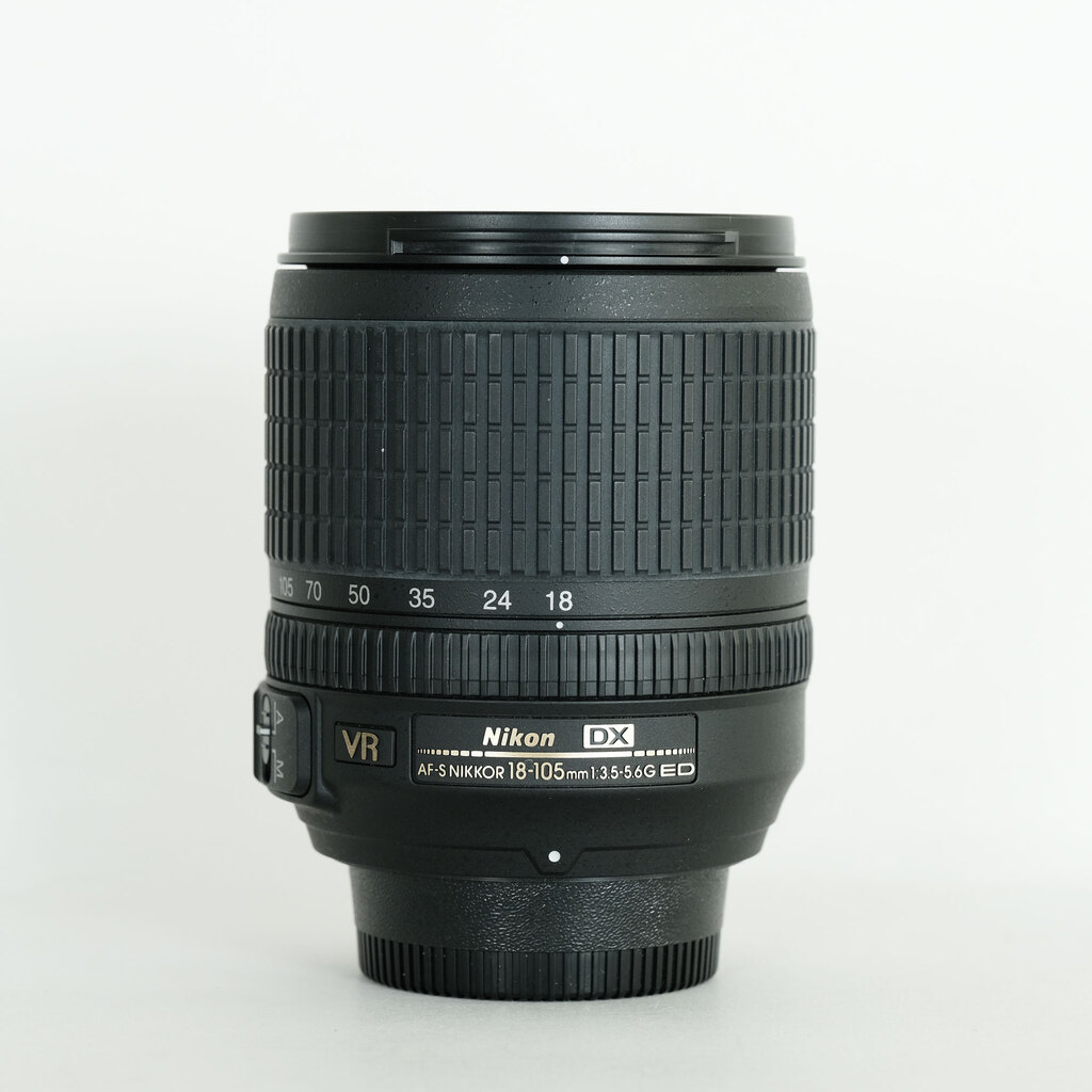 Nikon AF-S DX NIKKOR 18-105mm F3.5-5.6G ED VR Nikon AF-S DX NIKKOR 18-105mm F3.5-5.6G ED VR