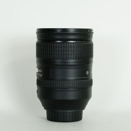 Nikon AF-S NIKKOR 28-300mm f/3.5-5.6G ED VR Nikon AF-S NIKKOR 28-300mm f/3.5-5.6G ED VR