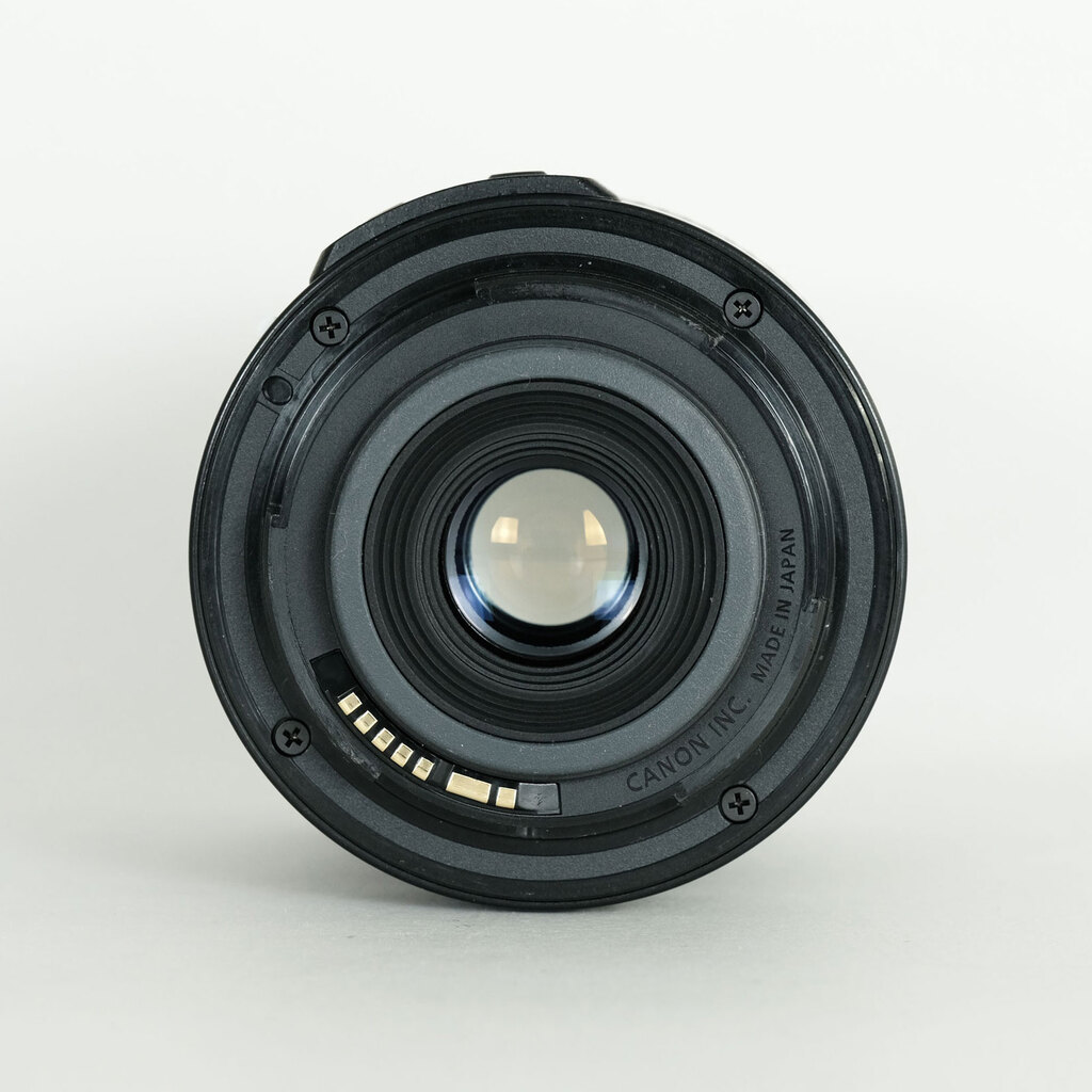 Canon EF-S18-55mm F3.5-5.6 IS Canon EF-S18-55mm F3.5-5.6 IS