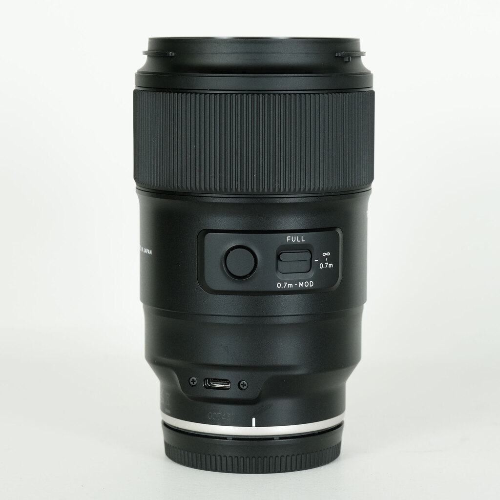 TAMRON 90mm F/2.8 Di III MACRO VXD [ソニーE用]