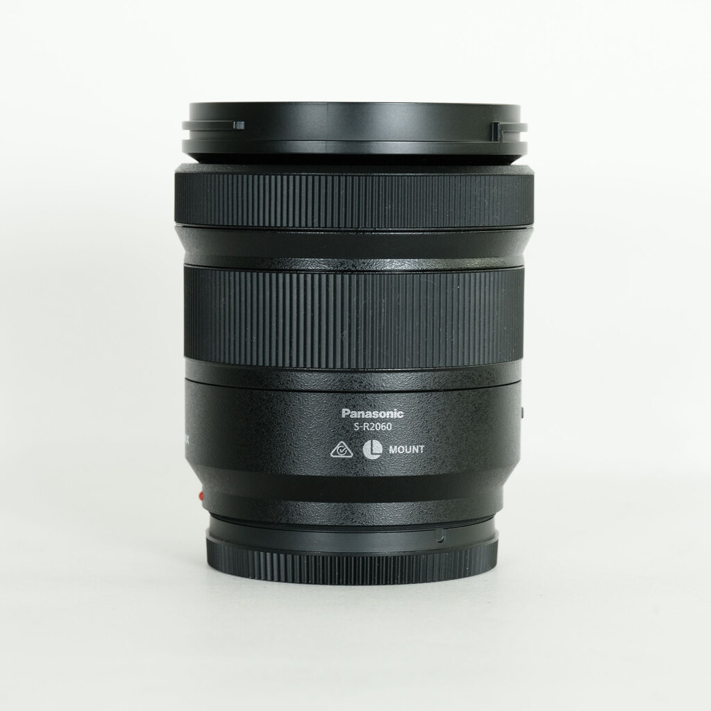 Panasonic LUMIX S 20-60mm F3.5-5.6 Panasonic LUMIX S 20-60mm F3.5-5.6
