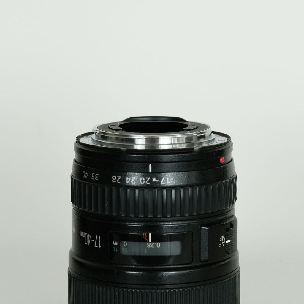 美品　フィルター付　Canon EF17-40mm F4L USM レンズフィルターリングバレルカバーフードef 17-40 f4,キヤノン