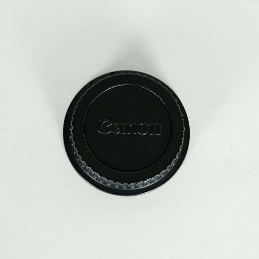 Canon EF-S18-135mm F3.5-5.6 IS Canon EF-S18-135mm F3.5-5.6 IS