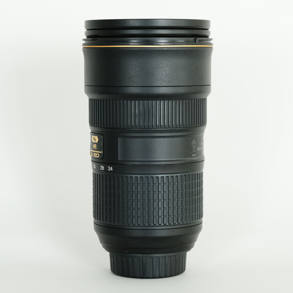Nikon AF-S NIKKOR 24-70mm f/2.8E ED VR Nikon AF-S NIKKOR 24-70mm f/2.8E ED VR