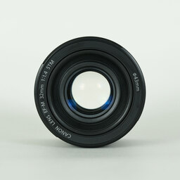 Canon EF-M32mm F1.4 STM Canon EF-M32mm F1.4 STM