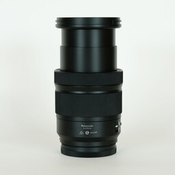Panasonic LUMIX S 28-200mm F4-7.1 MACRO O.I.S. Panasonic LUMIX S 28-200mm F4-7.1 MACRO O.I.S.