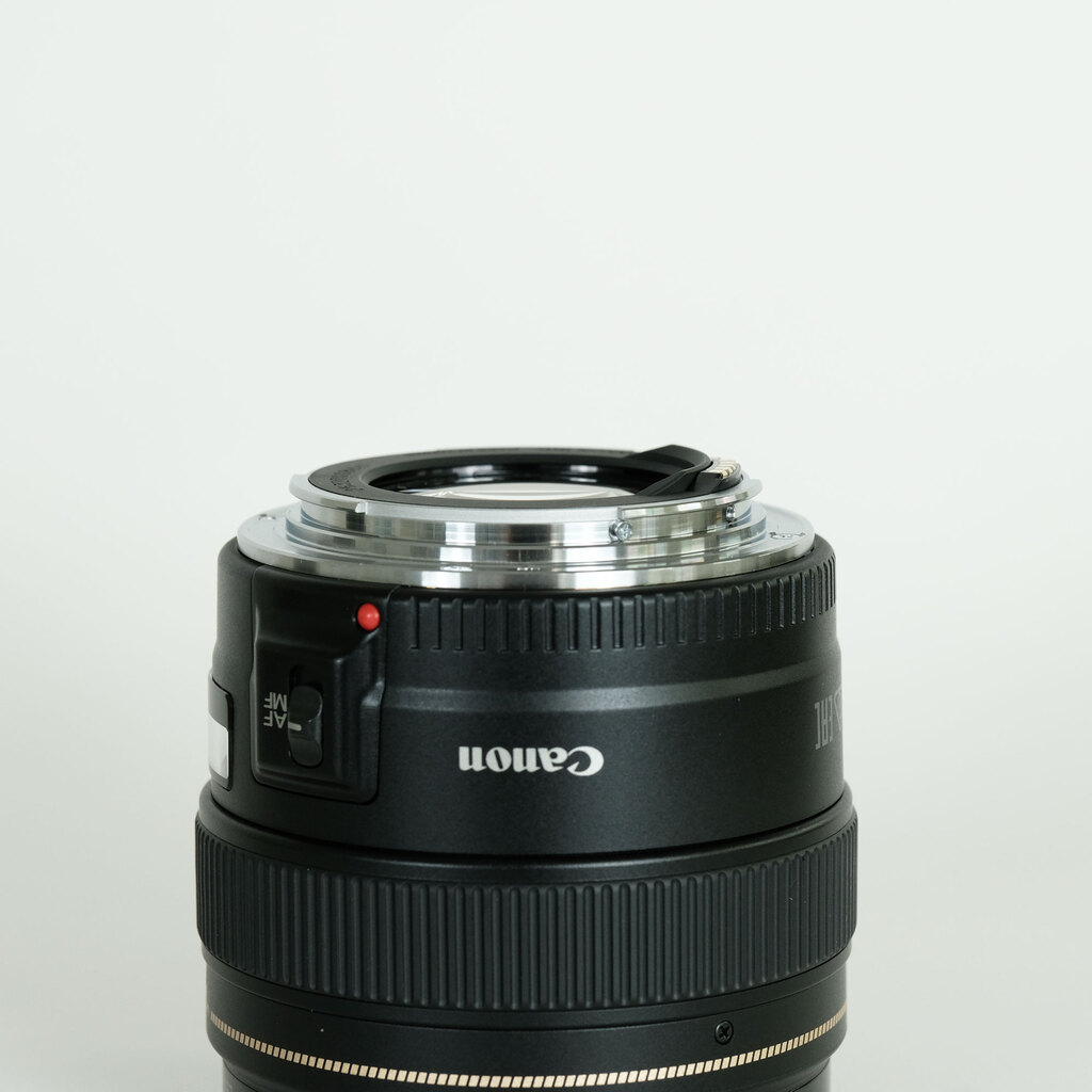 【並品】CANON EF85mm F1.8 USM レンズ Canon EF85mm F1.8 USMを徹底解説。作例からレビューまで | ONE