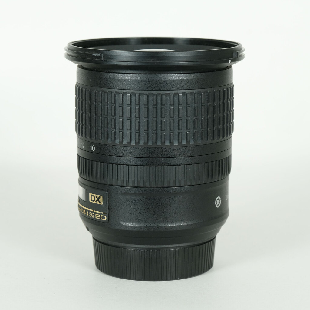 Nikon AF-S DX NIKKOR 10-24mm f/3.5-4.5G ED Nikon AF-S DX NIKKOR 10-24mm f/3.5-4.5G ED