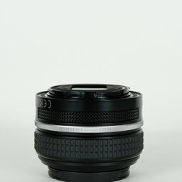 Nikon NIKKOR Z 40mm f/2 Nikon NIKKOR Z 40mm f/2