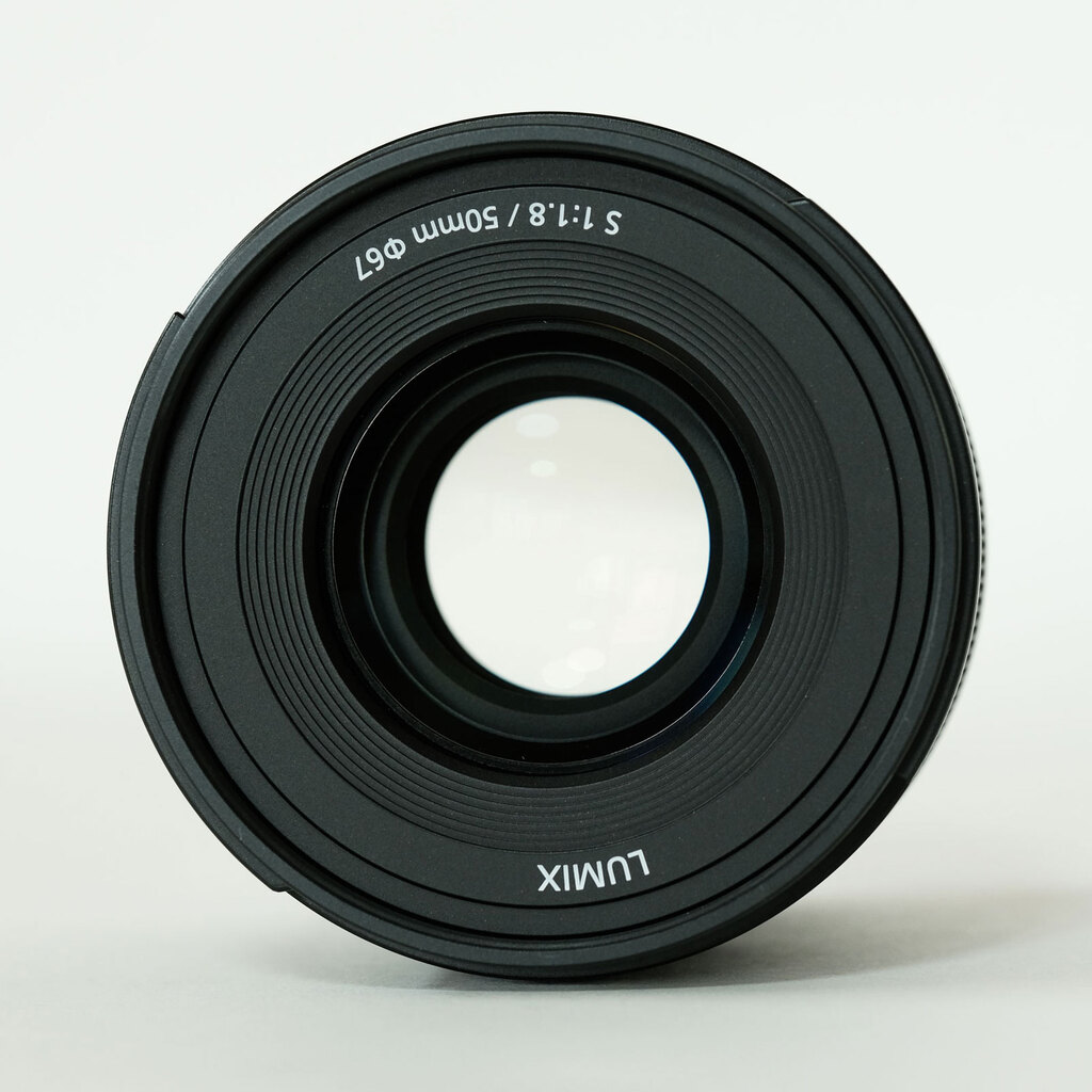 Panasonic LUMIX S 50mm F1.8 Panasonic LUMIX S 50mm F1.8