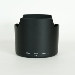 Nikon AF-S VR Micro-Nikkor 105mm f/2.8G IF-ED Nikon AF-S VR Micro-Nikkor 105mm f/2.8G IF-ED