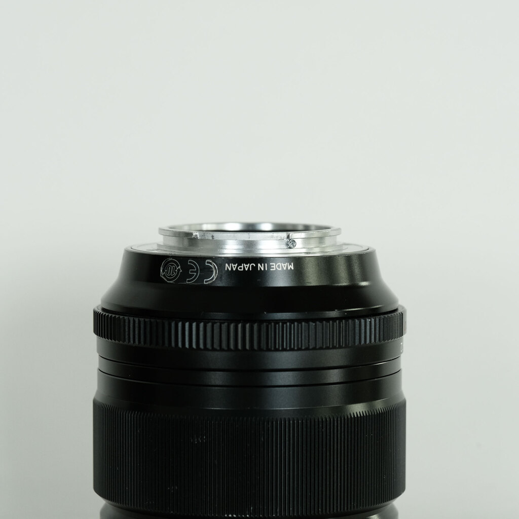 FUJIFILM XF56mmF1.2 R APD FUJIFILM XF56mmF1.2 R APD