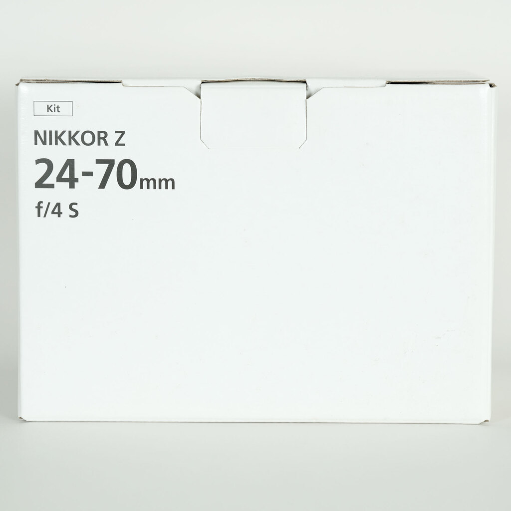 Nikon NIKKOR Z 24-70mm f/4 S Nikon NIKKOR Z 24-70mm f/4 S