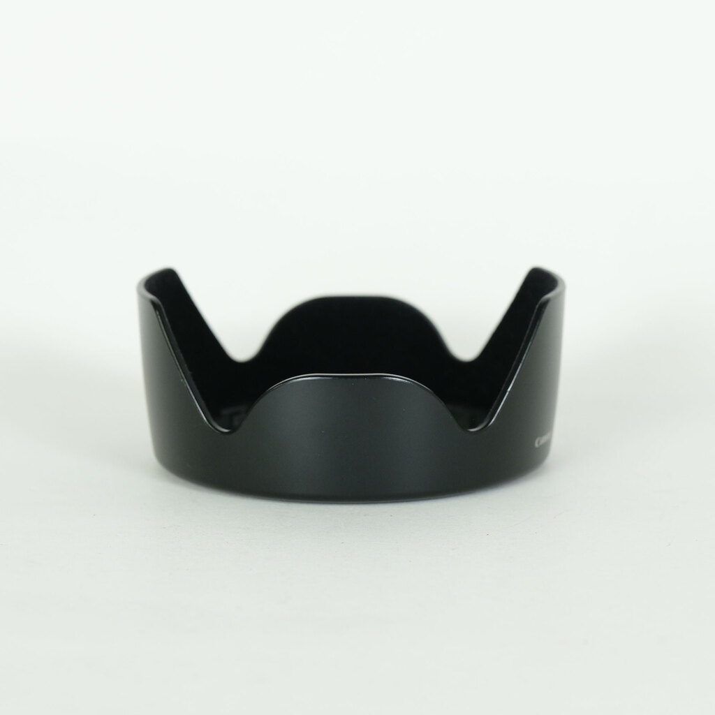 Canon EF-S18-135mm F3.5-5.6 IS USM Canon EF-S18-135mm F3.5-5.6 IS USM