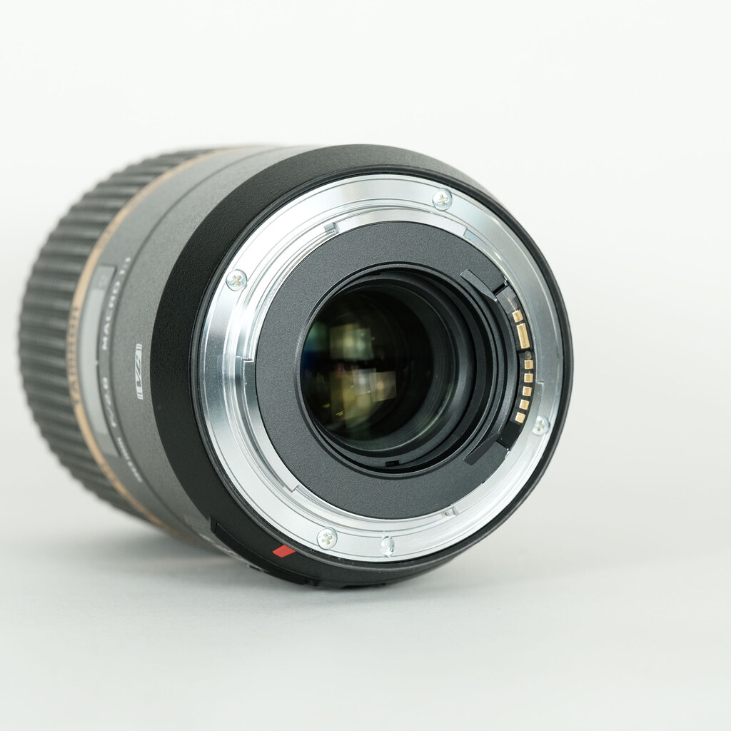 TAMRON SP 90mm F/2.8 Di MACRO 1:1 VC USD（Model F004