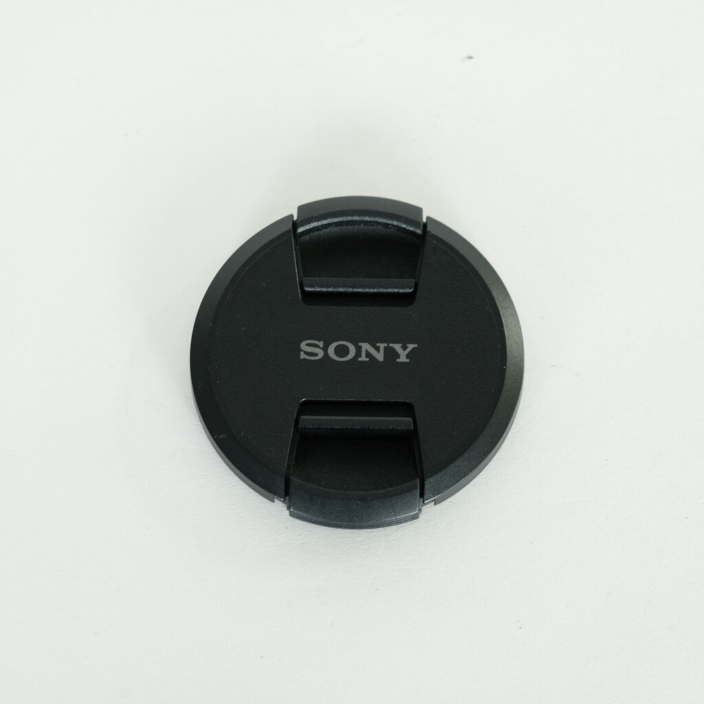 SONY E18-200mm F3.5-6.3 OSS SEL18200