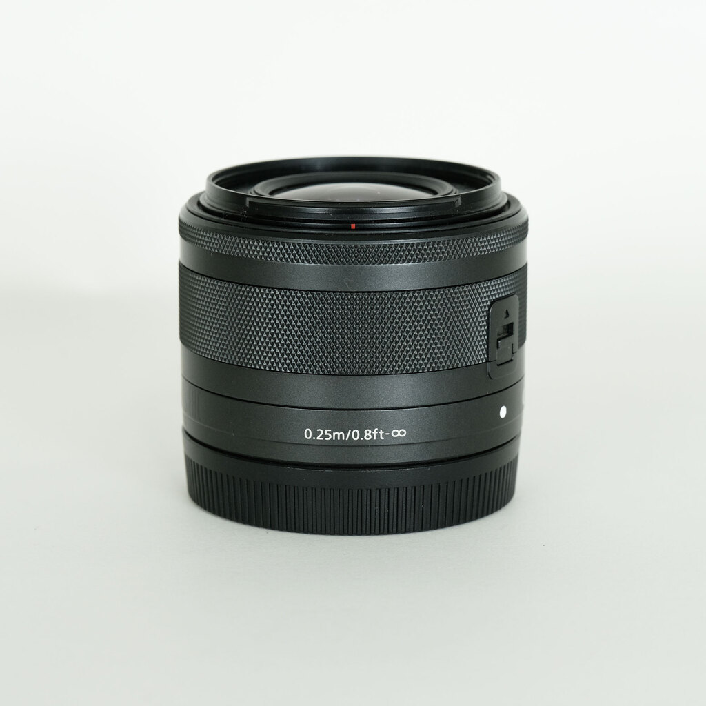Canon EF-M15-45mm F3.5-6.3 IS STM Canon EF-M15-45mm F3.5-6.3 IS STM