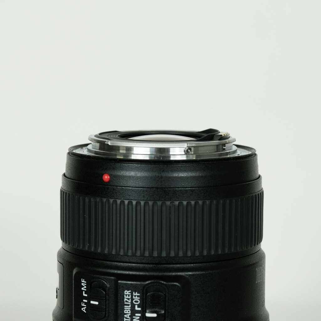 Canon EF16-35mm F4L IS USM Canon EF16-35mm F4L IS USM