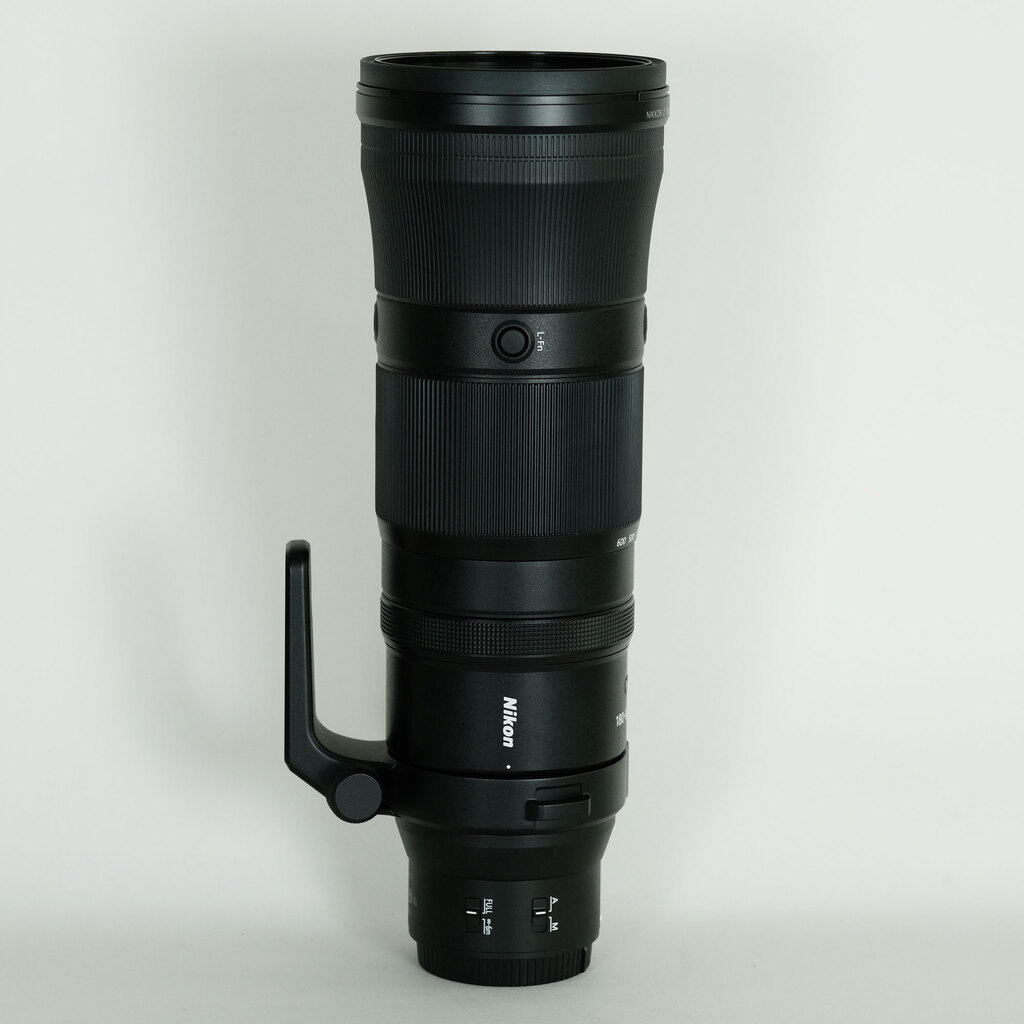 Nikon NIKKOR Z 180-600mm f/5.6-6.3 VR Nikon NIKKOR Z 180-600mm f/5.6-6.3 VR