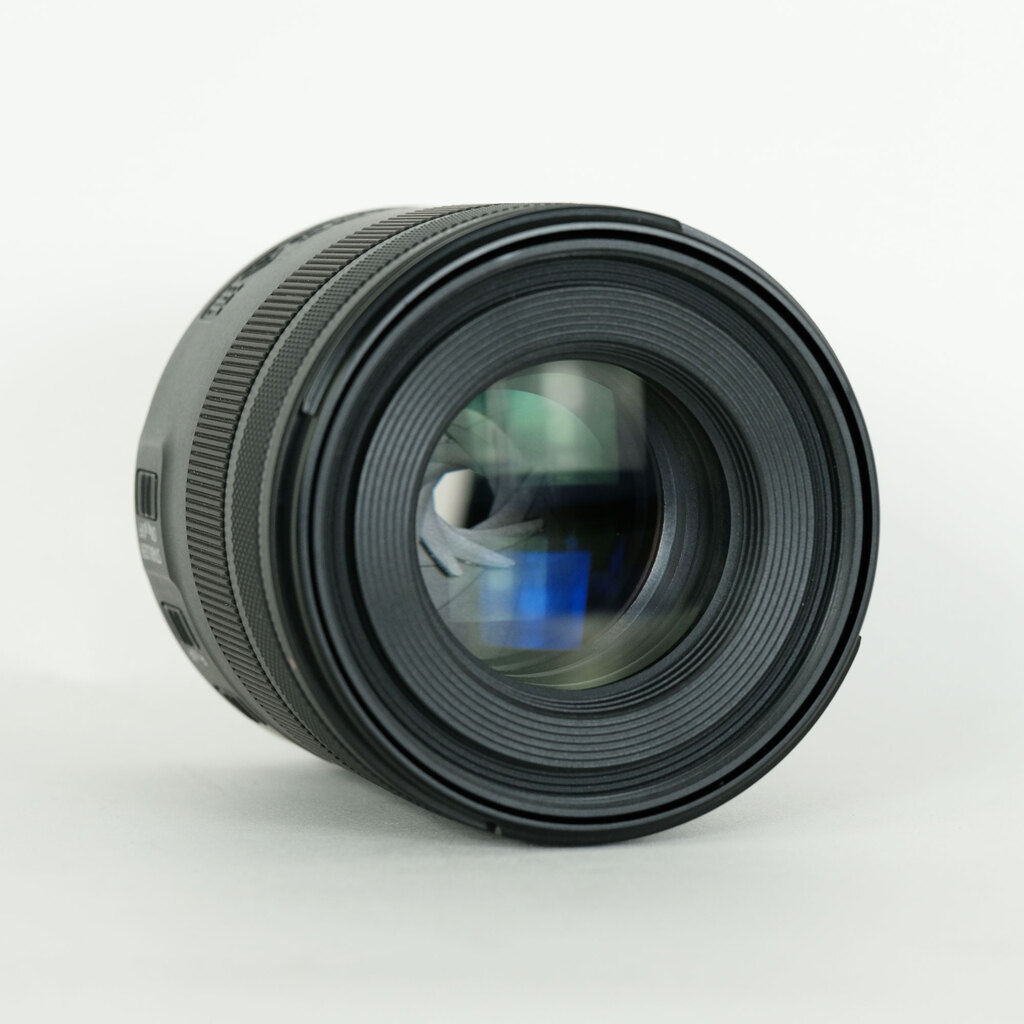 Canon RF85mm F2 MACRO IS STM Canon RF85mm F2 MACRO IS STM