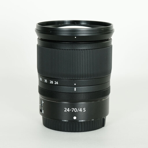 美品 NIKON ズームレンズ NIKKOR Z 24-70mm f/4 S Nikon NIKKOR Z 24-70mm f/4 Sを徹底解説。愛用者のレビュー