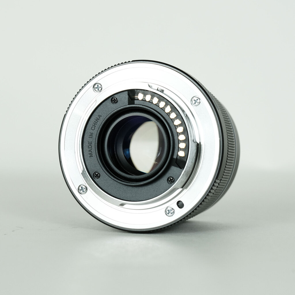 OLYMPUS M.ZUIKO DIGITAL ED 12mm F2.0 OLYMPUS M.ZUIKO DIGITAL ED 12mm F2.0