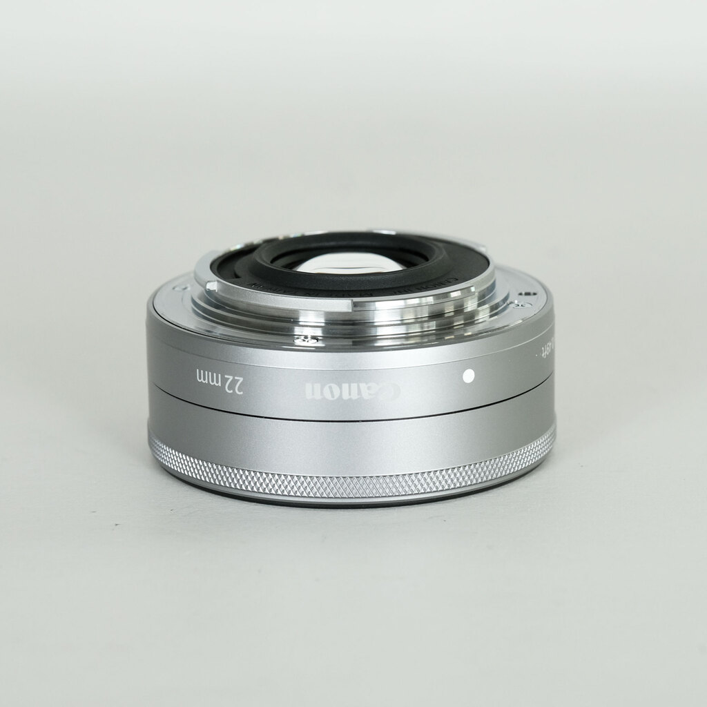 Canon EF-M22mm F2 STMの出品 | ONE SCENE（ワンシーン）
