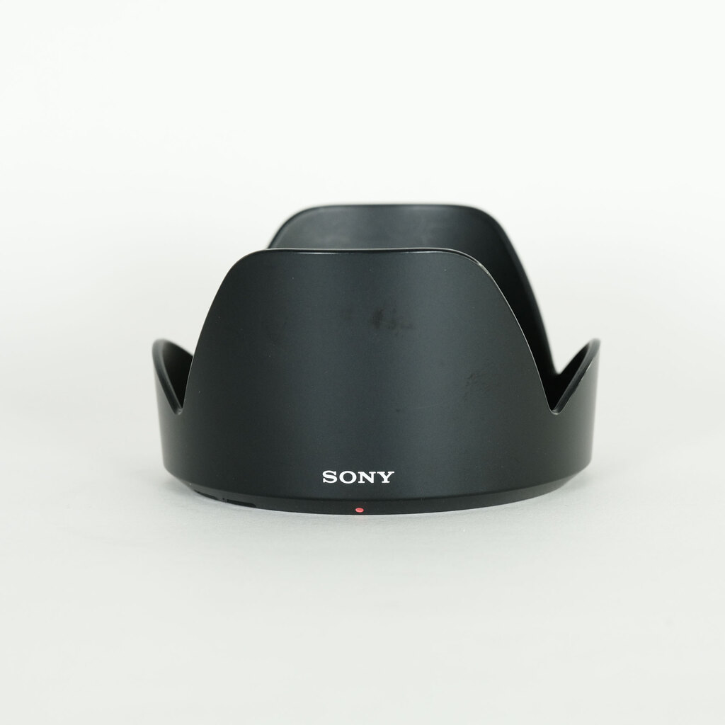 SONY E18-200mm F3.5-6.3 OSS SEL18200