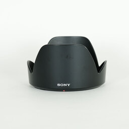 SONY E18-200mm F3.5-6.3 OSS SEL18200