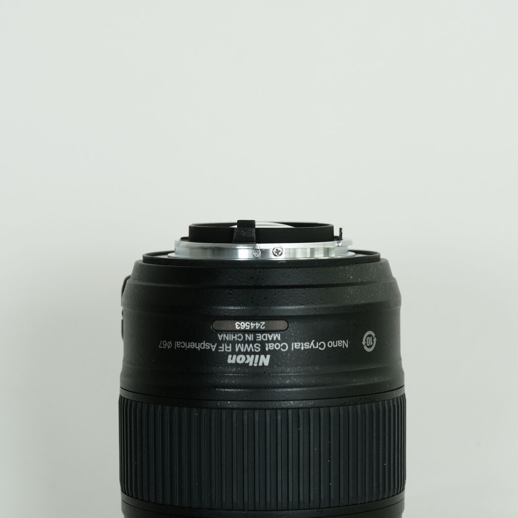 Nikon AF-S NIKKOR 28mm f/1.8G Nikon AF-S NIKKOR 28mm f/1.8G