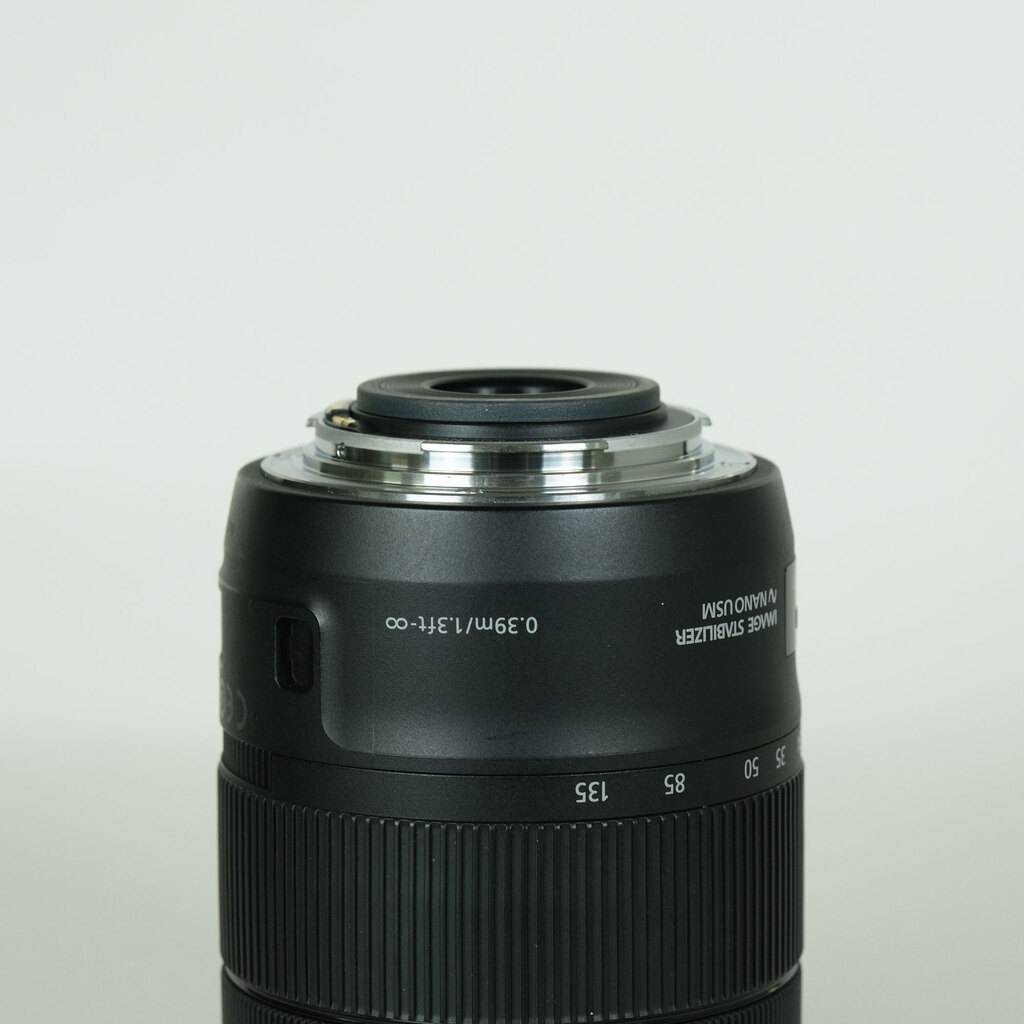 Canon EF-S18-135mm F3.5-5.6 IS USM