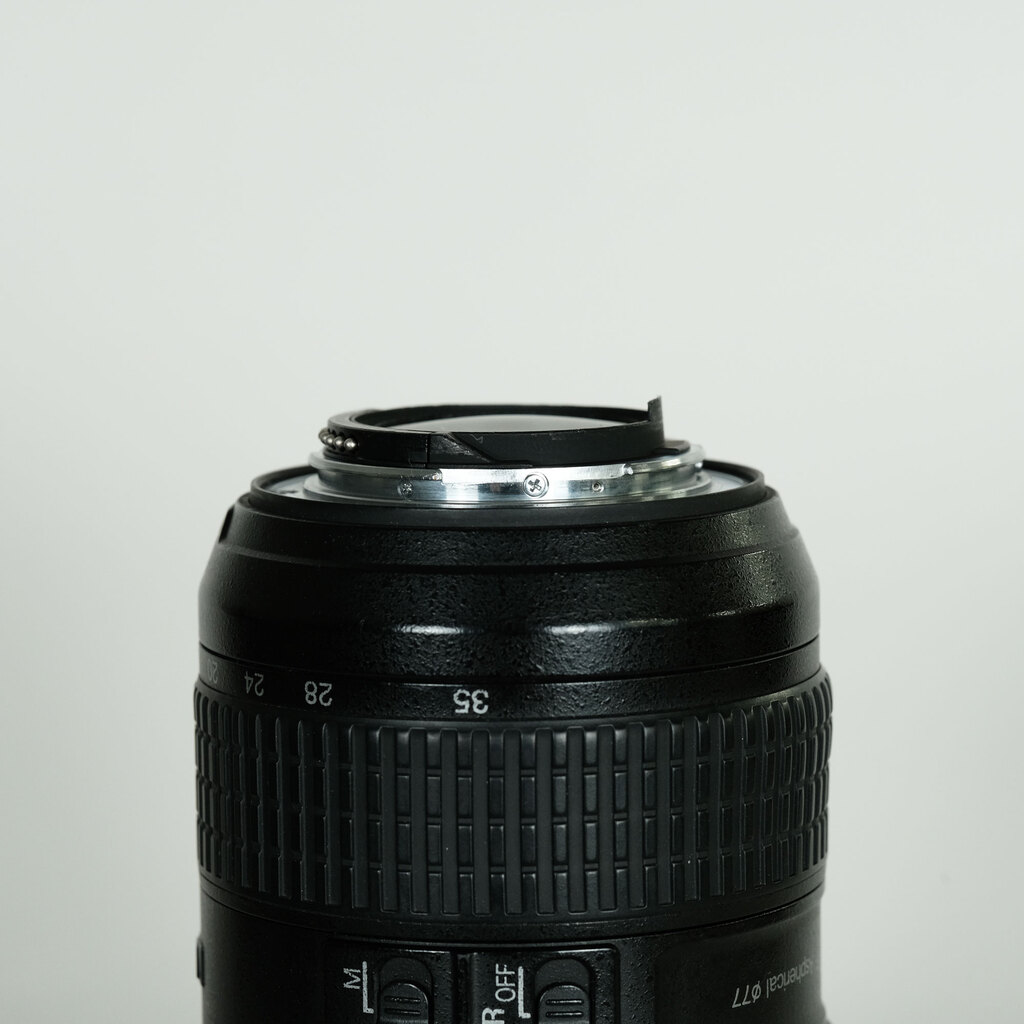 Nikon AF-S NIKKOR 16-35mm F4 G ED VR Nikon AF-S NIKKOR 16-35mm F4 G ED VR