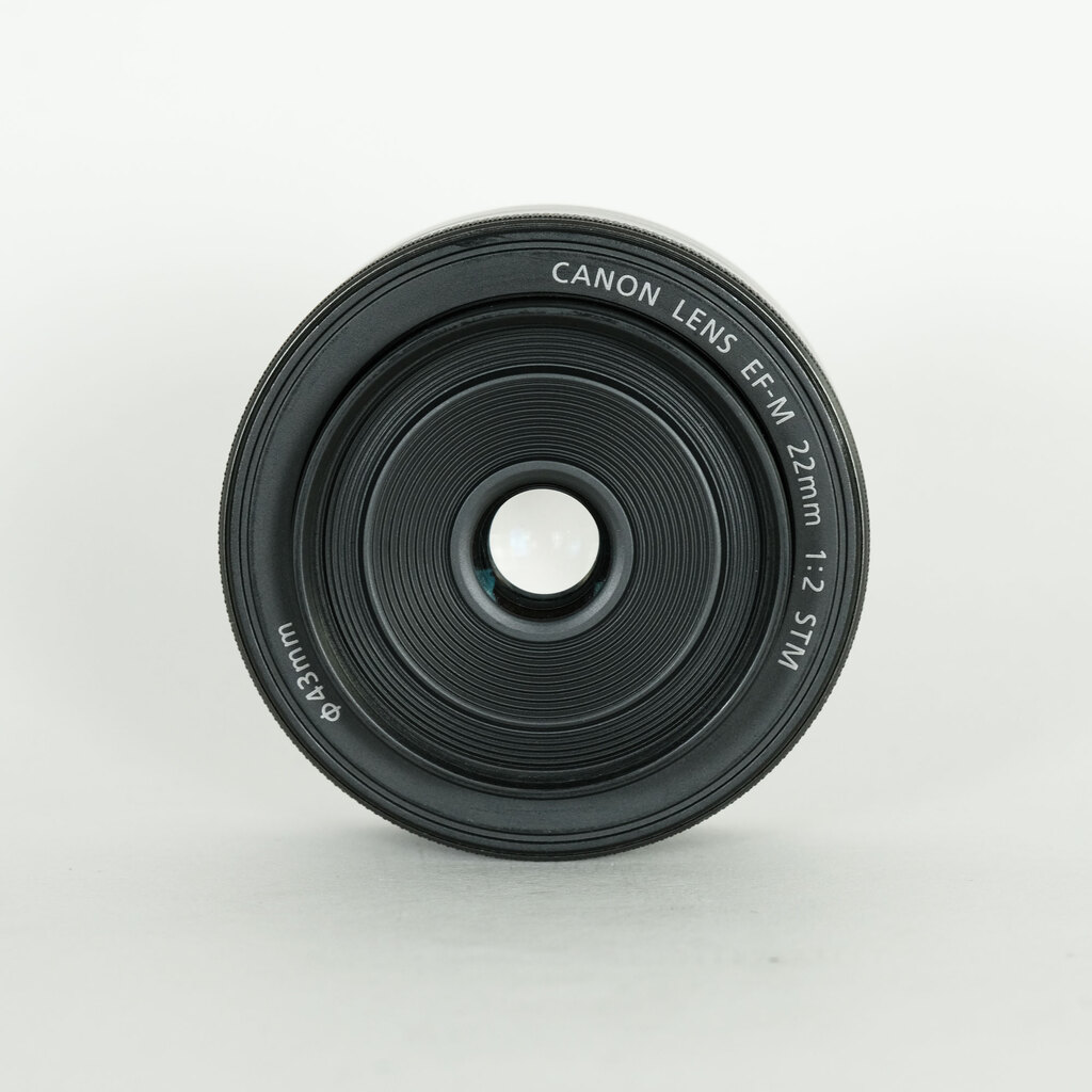Canon EF-M22mm F2 STM